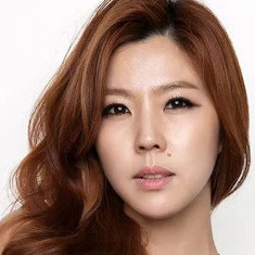 Lee Yoon-mi
