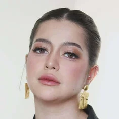 Sue Ramirez