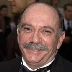 Luis Ávalos