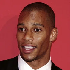 Victor Cruz