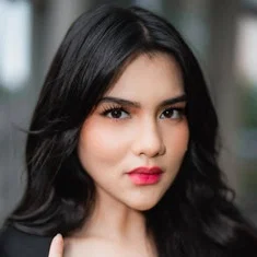 Davina Karamoy