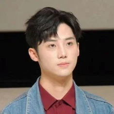 Qiu Junlong