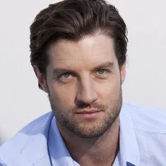 Axle Whitehead