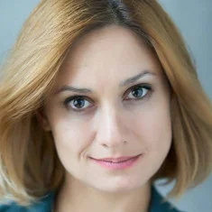 Карина Мишулина