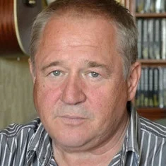 Анатолий Узденский