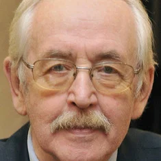Василий Ливанов