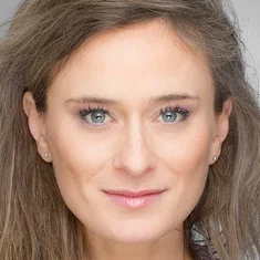 Eve Sévigny