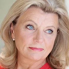 Anne Laxholm