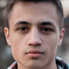 Дмитрий Тополь