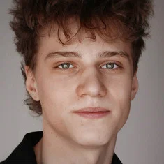 Adam Buš