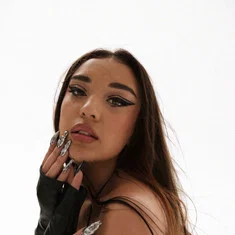 Cyra Gwynth