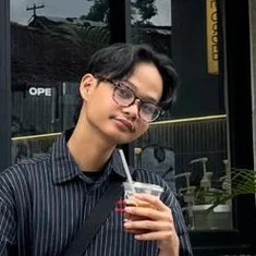 Risqi Widhio Saputro