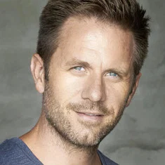 Aaron Benward