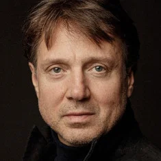 Евгений Иванов