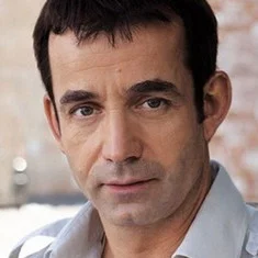 Дмитрий Певцов