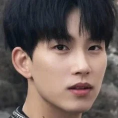 Yue Yang