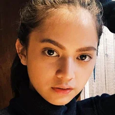 Maudy Effrosina