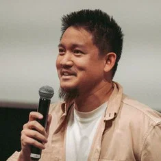 Stefan Tran