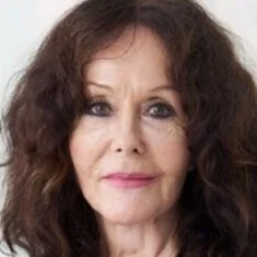Isa Holm