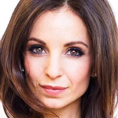 Farrah Aviva