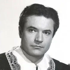 Whitfield Connor