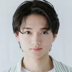 Izumi Keitatsu