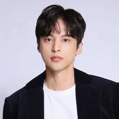 Yoon Sun-woo