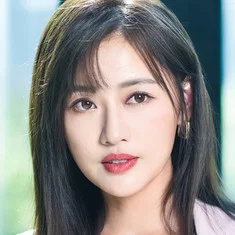 Yvonne Liang
