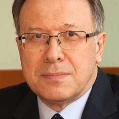 Ravil Akhmetov
