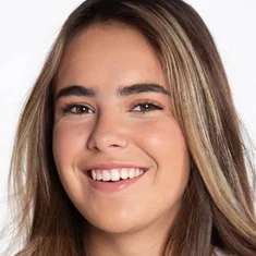 Estefi Merelles