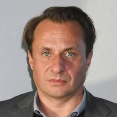 Till Derenbach