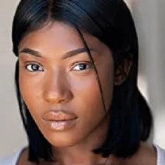 Elizabeth Oladapo