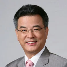 Kang Seok-woo
