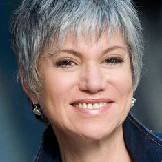 Évelyne
