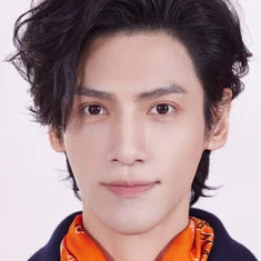 Luo Yunxi