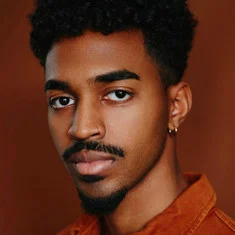Roshahn Dhoré