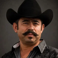 Chuy Valencia El Cotija