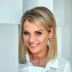Елена Купрашевич