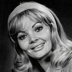 Jeannine Riley