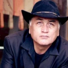 Boir Xolmirzayev