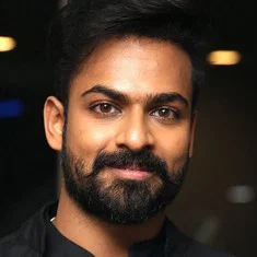 Panja Vaisshnav Tej