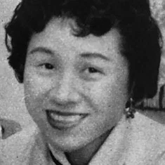 Toshie Kusunoki