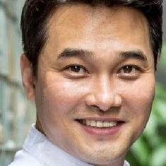 Edward Young-min Kwon