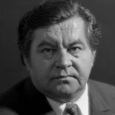 Владимир Монахов