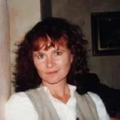 Jeananne Crowley