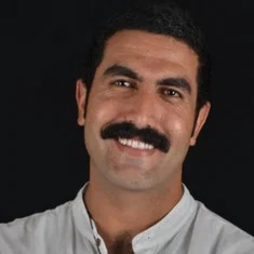 Suat Usta