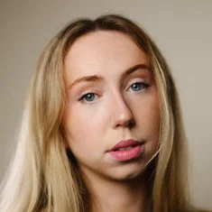Annabelle Stewart