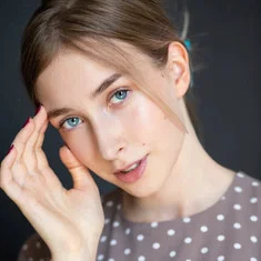 Лариса Кулакова