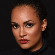 Ângela Paz
