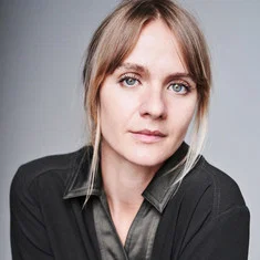 Elle McAlpine